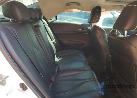 2019 Acura Ilx Premium z USA, uszkodzony, nr VIN 19UDE2F7XKA007992